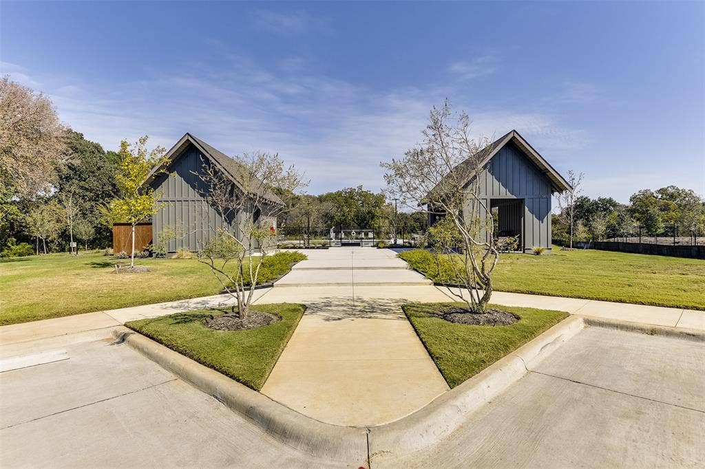 13089 Yellowstone Way, Providence Village, TX 76227