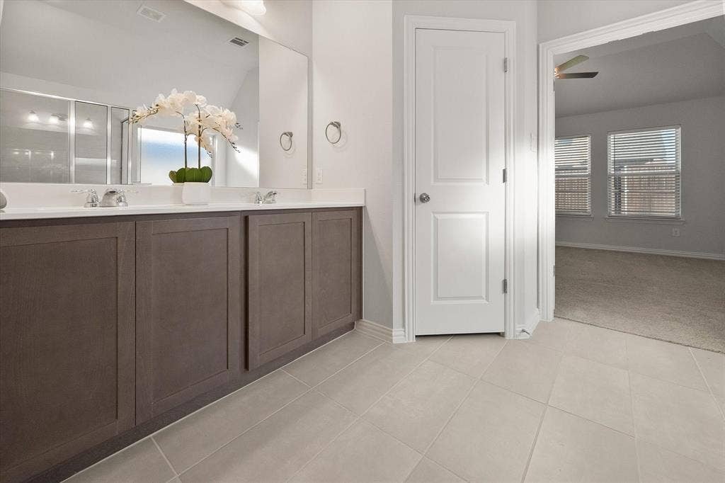 Dual sinks