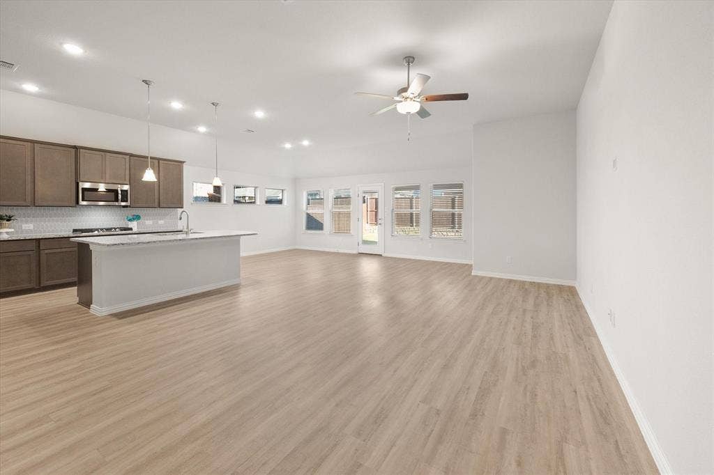 13089 Yellowstone Way, Providence Village, TX 76227