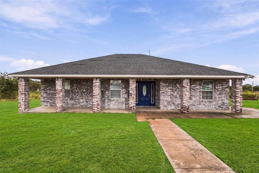 Property photo for 8998 Leroy Road, Princeton, TX