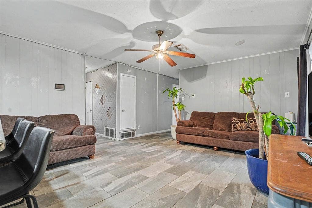 310 Blueberry Drive, Duncanville, TX 75116 310 Blueberry Drive, Duncanville, TX 75116