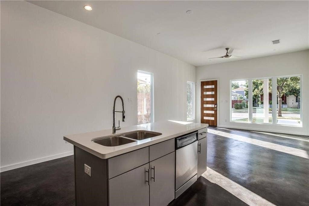 805 Melba Street, #B, Dallas, TX 75208 805 Melba Street, #B, Dallas, TX 75208