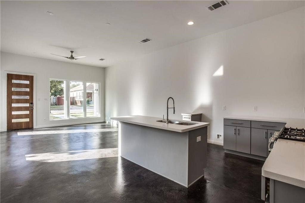 805 Melba Street, #B, Dallas, TX 75208 805 Melba Street, #B, Dallas, TX 75208