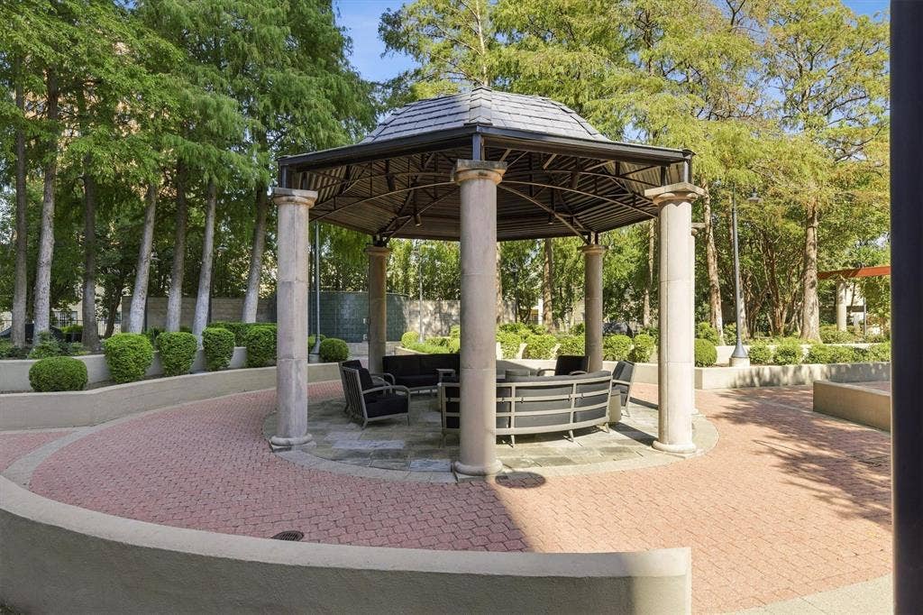 3401 Lee Parkway, #409, Dallas, TX 75219 3401 Lee Parkway, #409, Dallas, TX 75219