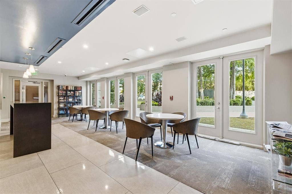 3401 Lee Parkway, #409, Dallas, TX 75219 3401 Lee Parkway, #409, Dallas, TX 75219