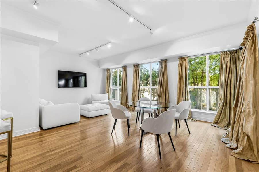 Property photo for 3401 Lee Parkway, #409, Dallas, TX