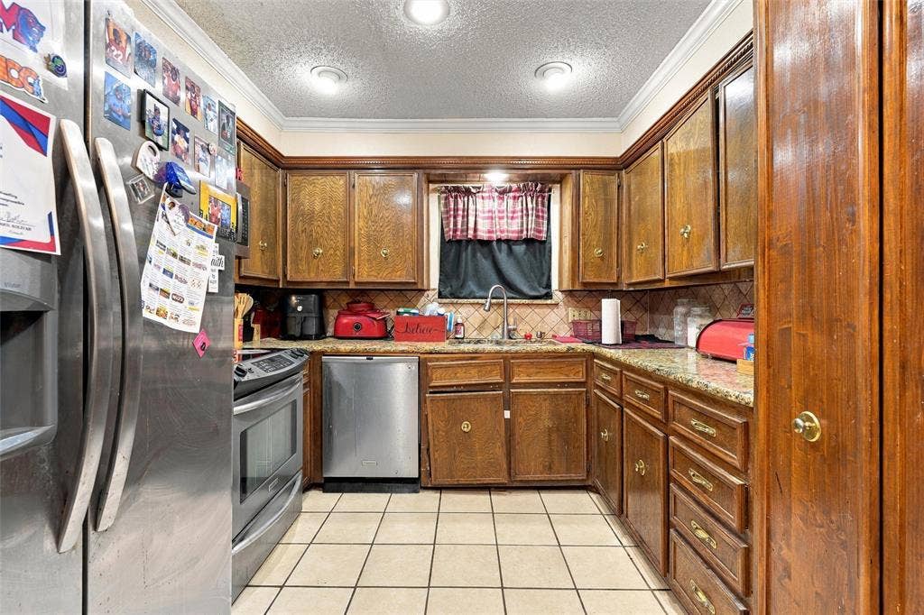 301 Brenda Drive, Hewitt, TX 76643 301 Brenda Drive, Hewitt, TX 76643