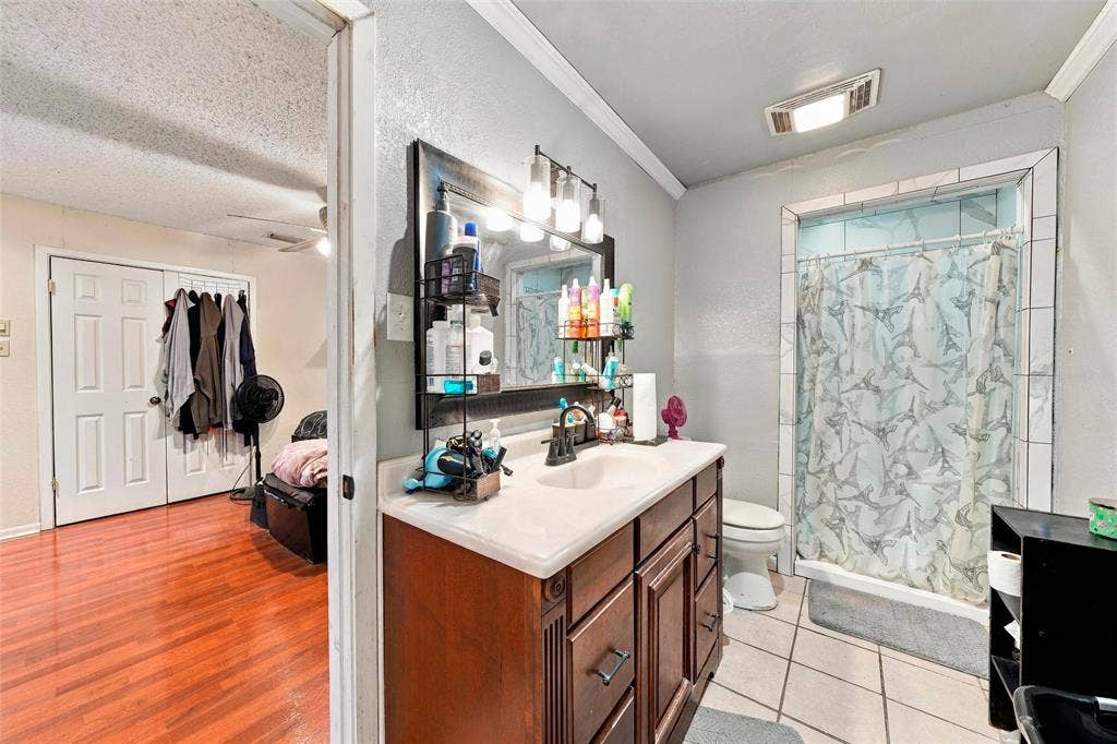 301 Brenda Drive, Hewitt, TX 76643 301 Brenda Drive, Hewitt, TX 76643