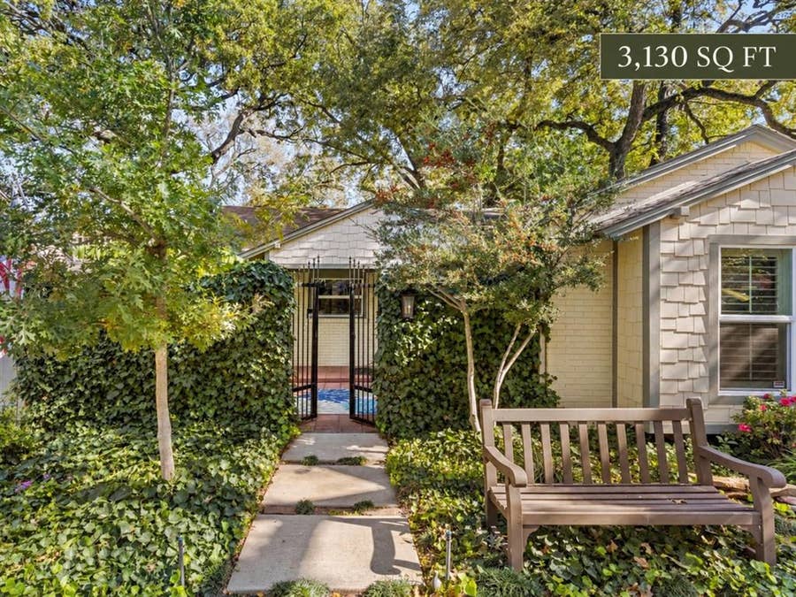 Property photo for 1432 Sylvan Avenue, Dallas, TX