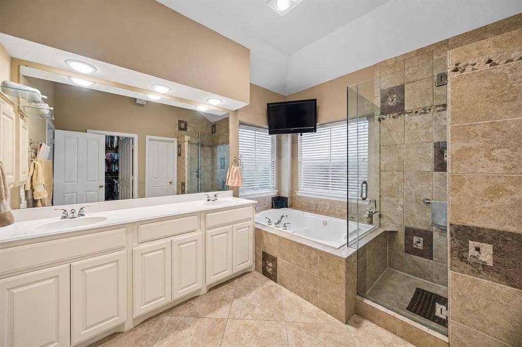 7947 Xavier Court, Dallas, TX 75218 7947 Xavier Court, Dallas, TX 75218