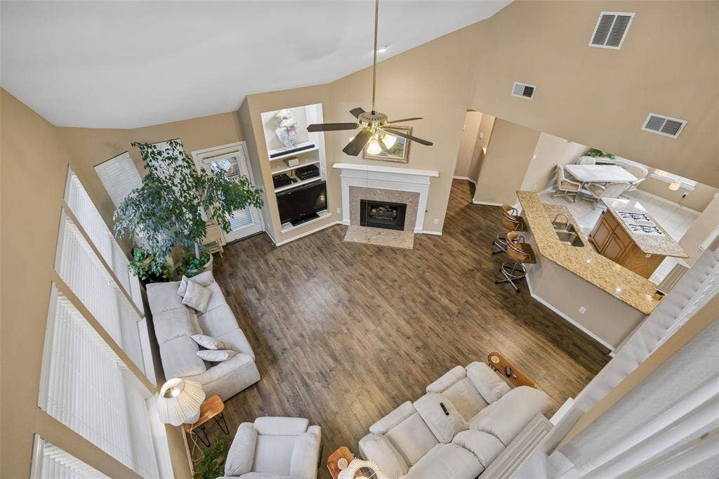 7947 Xavier Court, Dallas, TX 75218 7947 Xavier Court, Dallas, TX 75218
