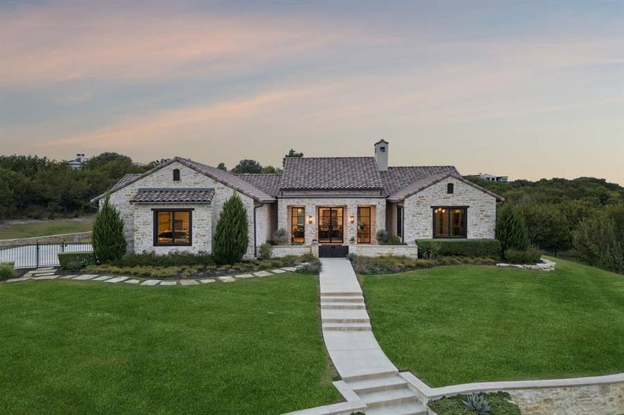 Property photo for 4005 Rancho Valencia Road, Aledo, TX