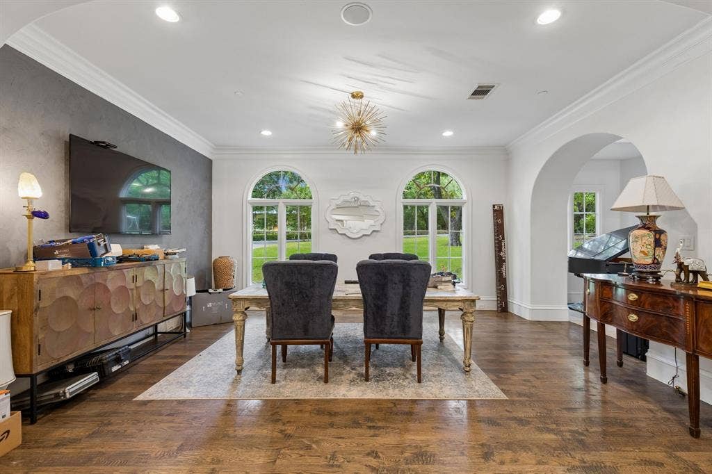7217 Fisher Road, Dallas, TX 75214 7217 Fisher Road, Dallas, TX 75214
