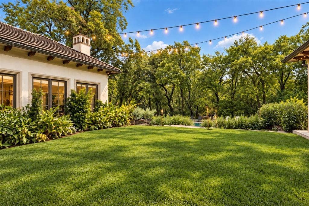 7217 Fisher Road, Dallas, TX 75214 7217 Fisher Road, Dallas, TX 75214