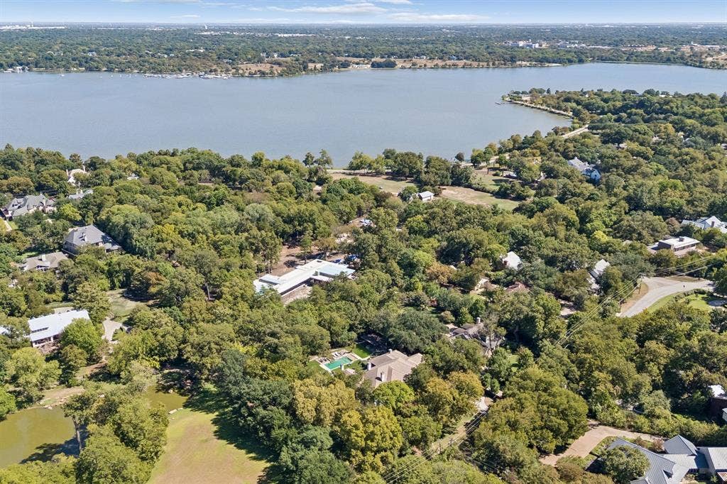 7217 Fisher Road, Dallas, TX 75214 7217 Fisher Road, Dallas, TX 75214