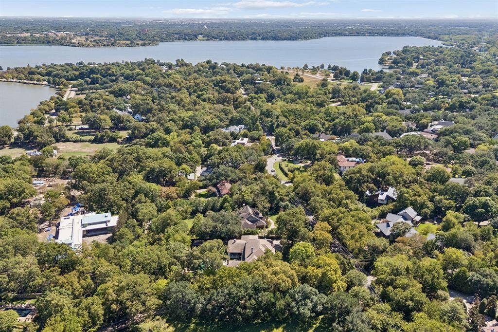 7217 Fisher Road, Dallas, TX 75214 7217 Fisher Road, Dallas, TX 75214