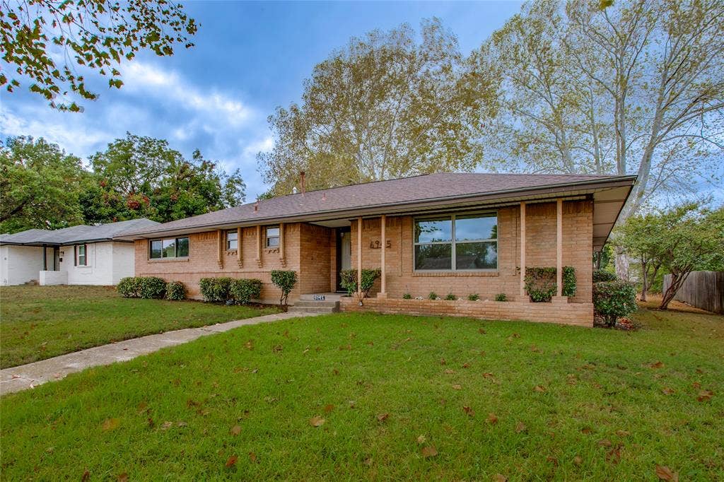 6945 Clearglen Drive, Dallas, TX 75232