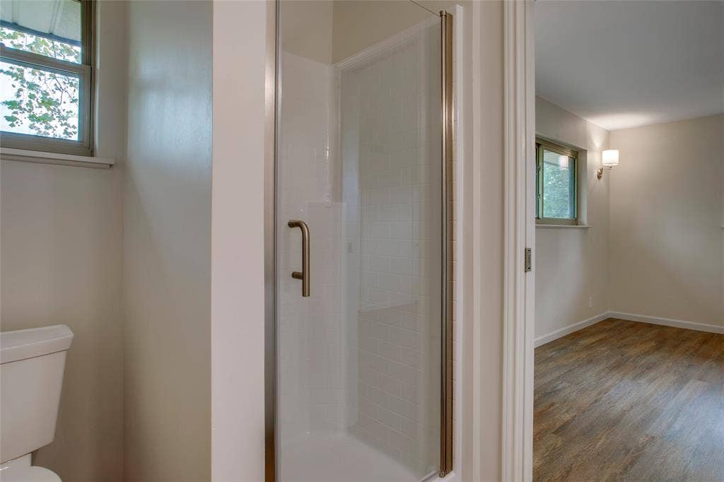 6945 Clearglen Drive, Dallas, TX 75232