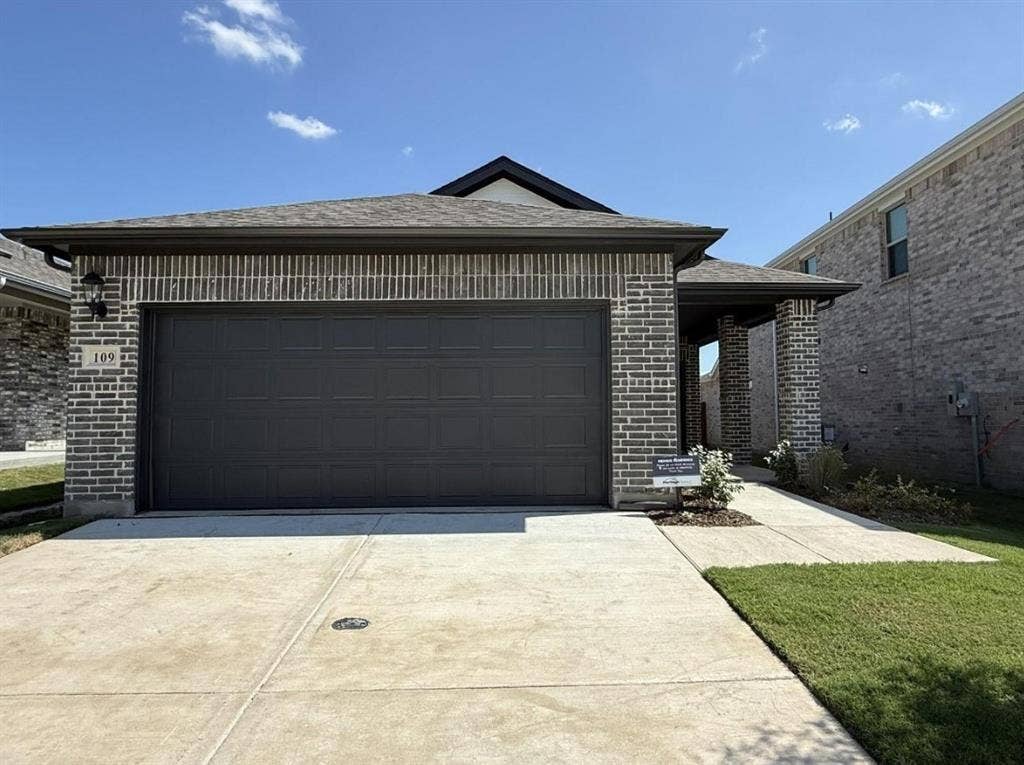 109 Greenbriar Drive, Princeton, TX 75071 109 Greenbriar Drive, Princeton, TX 75071