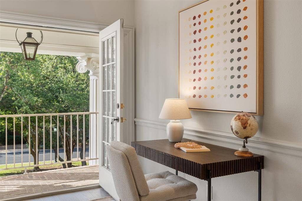 4201 Green Cliffs Road, Austin, TX 78746 4201 Green Cliffs Road, Austin, TX 78746