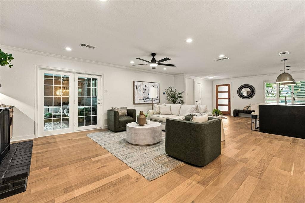 6837 Arboreal Drive, Dallas, TX 75231 6837 Arboreal Drive, Dallas, TX 75231