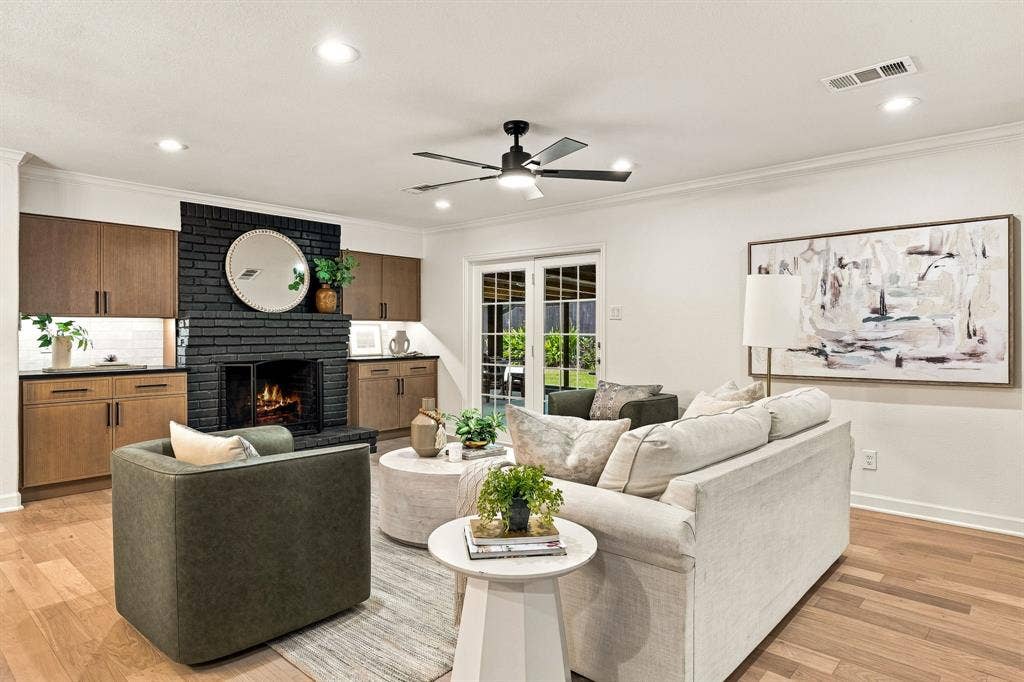 6837 Arboreal Drive, Dallas, TX 75231 6837 Arboreal Drive, Dallas, TX 75231