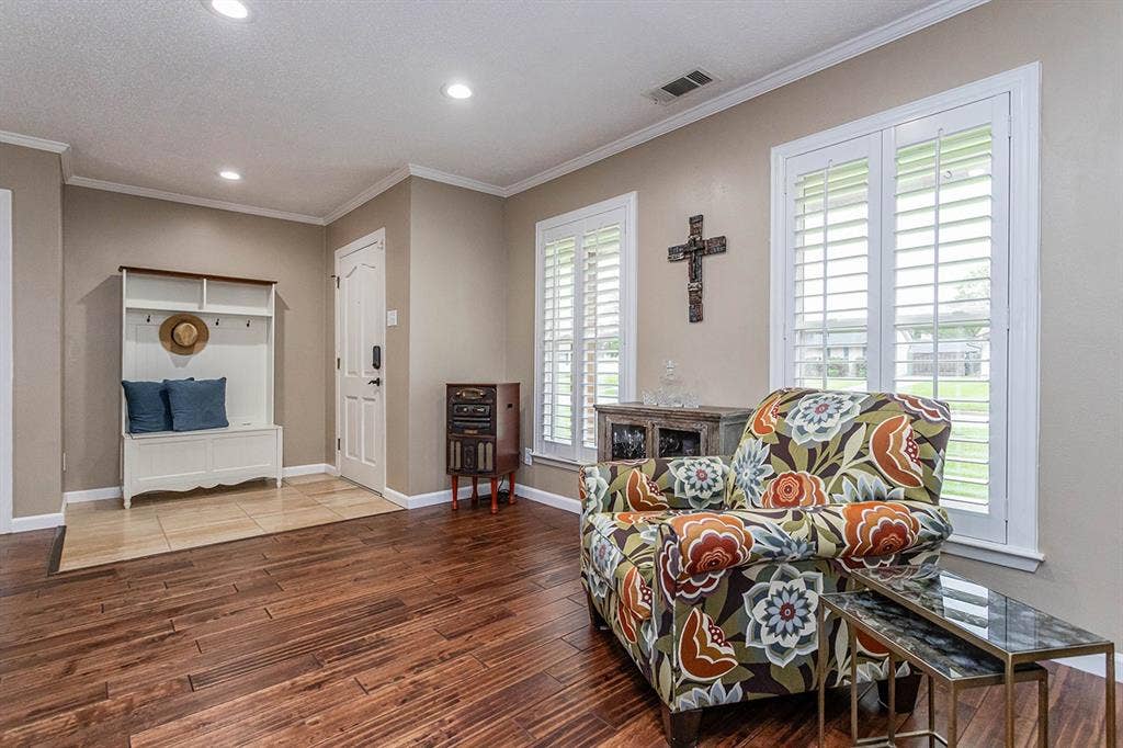 3140 La Kenta Circle, Farmers Branch, TX 75234 3140 La Kenta Circle, Farmers Branch, TX 75234