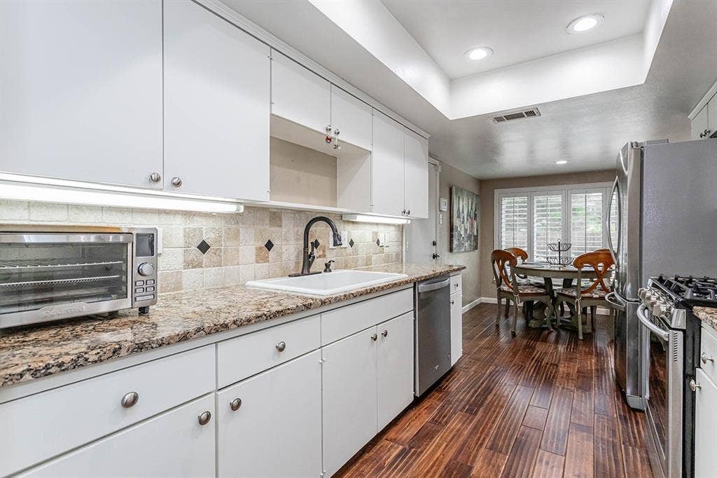 3140 La Kenta Circle, Farmers Branch, TX 75234 3140 La Kenta Circle, Farmers Branch, TX 75234