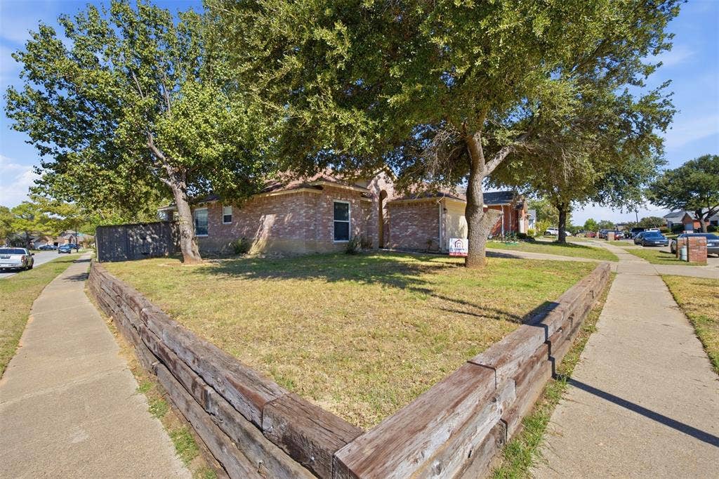 1301 Mill Wood Lane, Garland, TX 75040 CORNER LOT