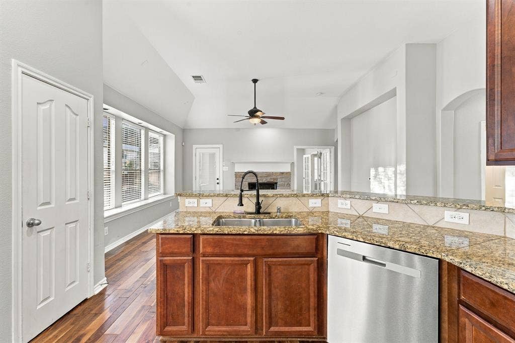 3520 Welsh Court, Fort Worth, TX 76244