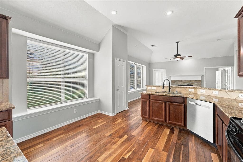 3520 Welsh Court, Fort Worth, TX 76244