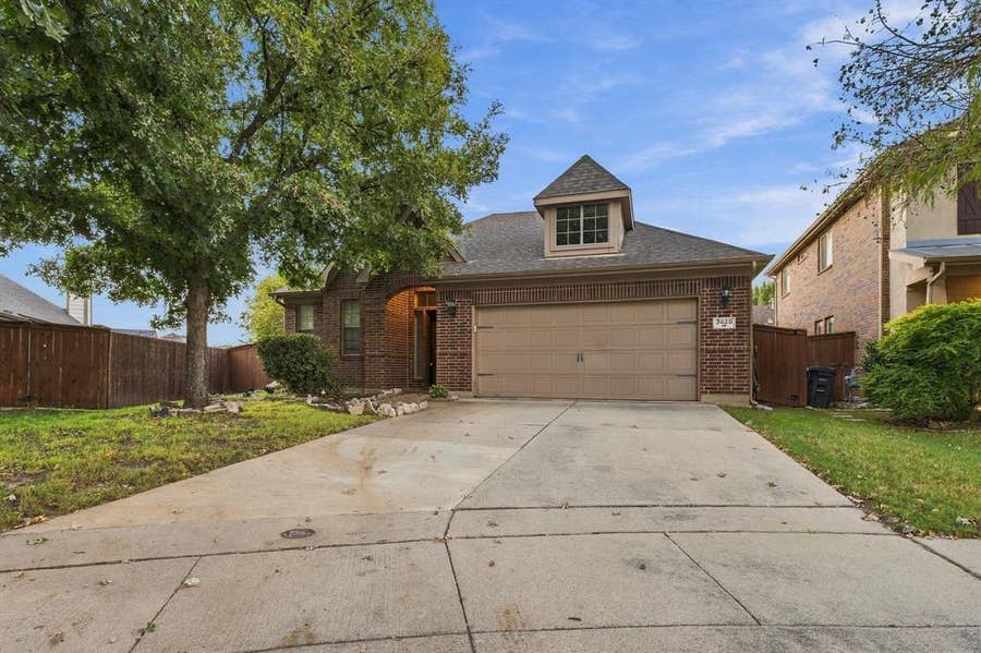 Property photo for 3520 Welsh Court, Fort Worth, TX