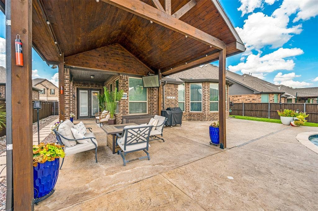 1807 Mabry Court, Mansfield, TX 76063 1807 Mabry Court, Mansfield, TX 76063