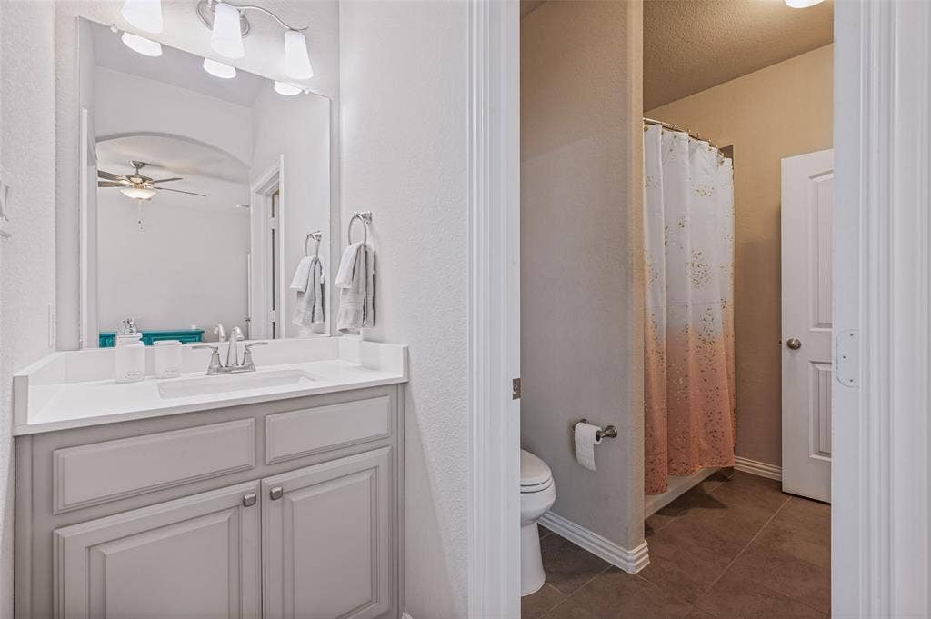 1807 Mabry Court, Mansfield, TX 76063 1807 Mabry Court, Mansfield, TX 76063