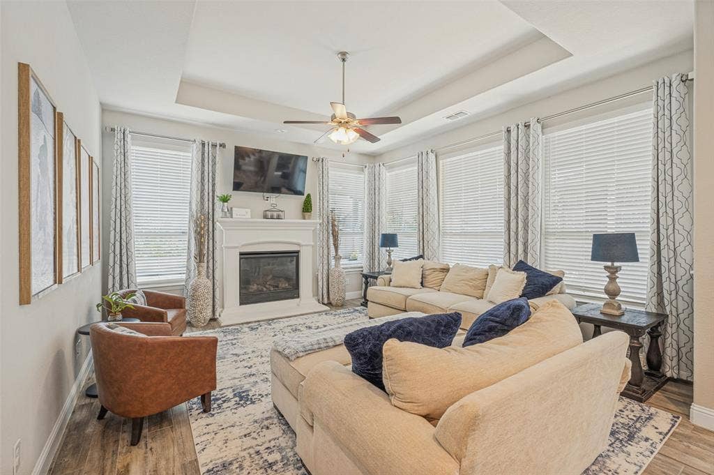 1807 Mabry Court, Mansfield, TX 76063 1807 Mabry Court, Mansfield, TX 76063