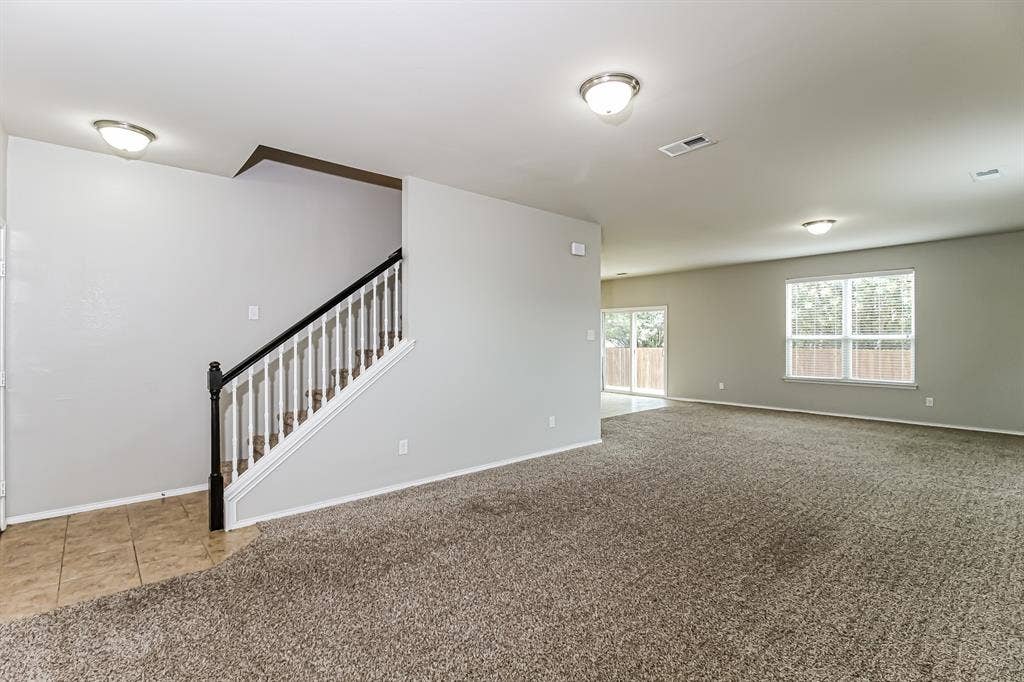2209 Windsor Farms Drive, Denton, TX 76207 2209 Windsor Farms Drive, Denton, TX 76207
