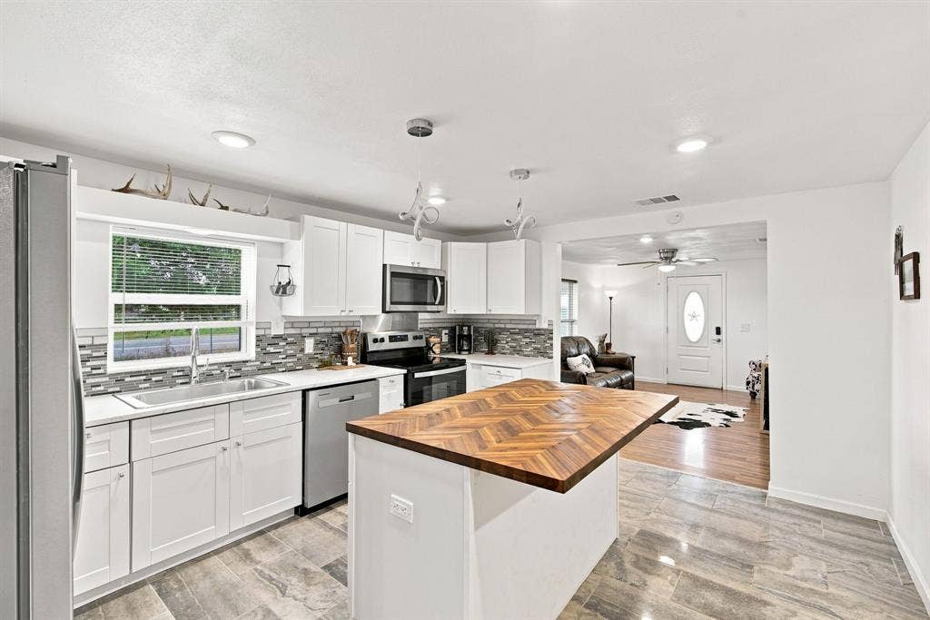 6575 W State Highway 31, Corsicana, TX 75110