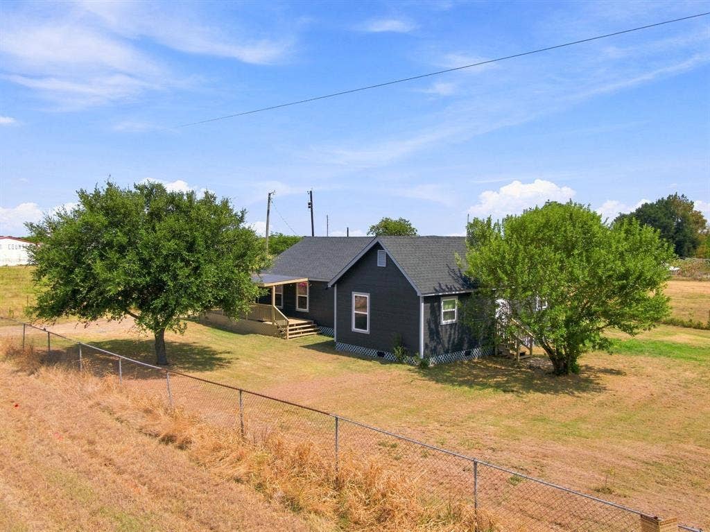 6575 W State Highway 31, Corsicana, TX 75110