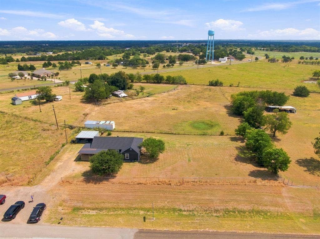 6575 W State Highway 31, Corsicana, TX 75110