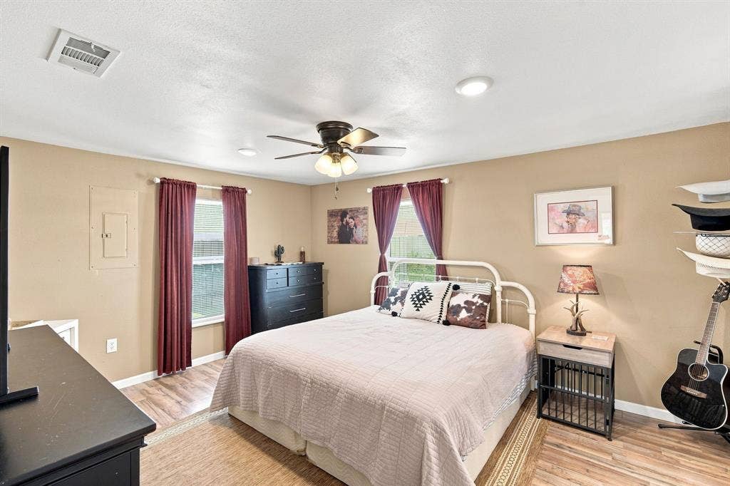 6575 W State Highway 31, Corsicana, TX 75110