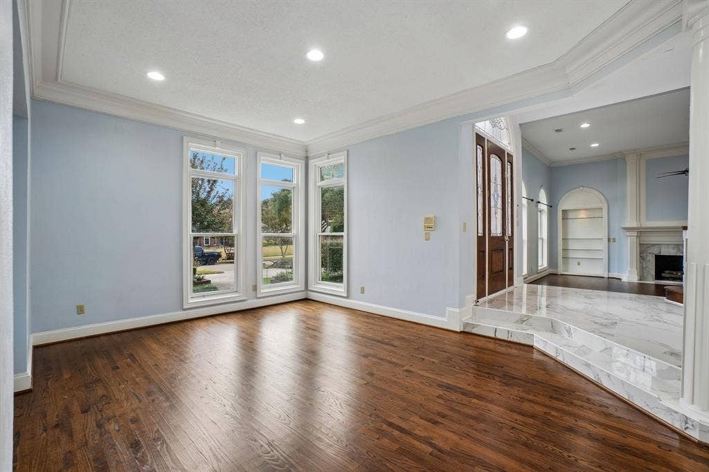 32 Victoria Drive, Rowlett, TX 75088 32 Victoria Drive, Rowlett, TX 75088