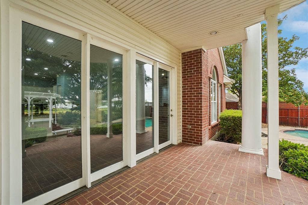 32 Victoria Drive, Rowlett, TX 75088 32 Victoria Drive, Rowlett, TX 75088