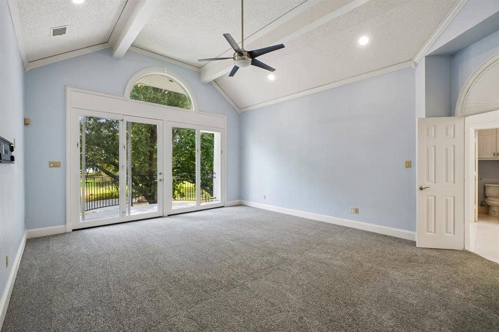 32 Victoria Drive, Rowlett, TX 75088 32 Victoria Drive, Rowlett, TX 75088