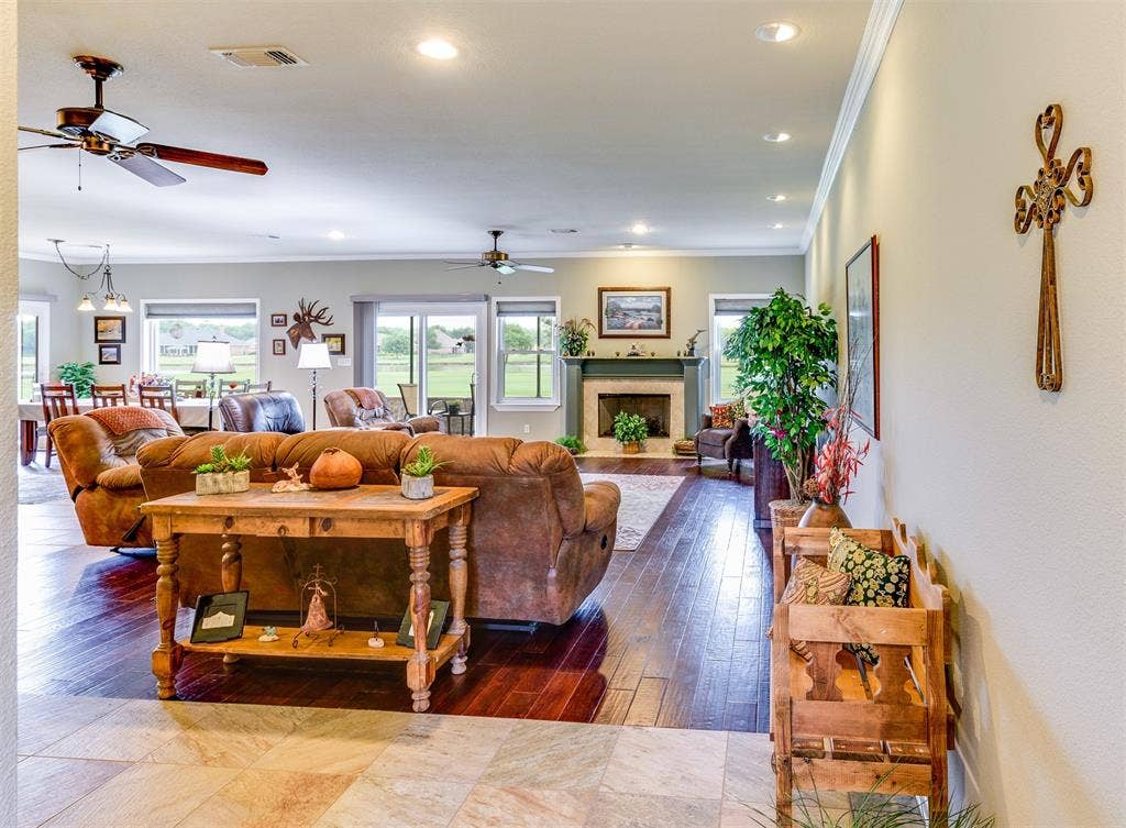9508 Nutcracker Court, Granbury, TX 76049 9508 Nutcracker Court, Granbury, TX 76049