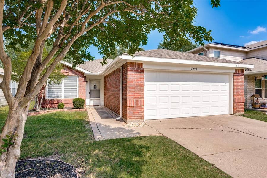 Property photo for 2224 Southway, Denton, TX