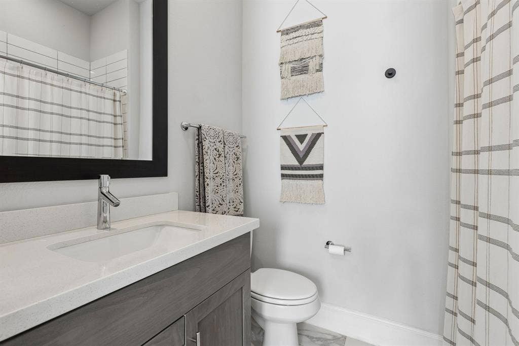 651 Baugh Drive, Irving, TX 75039 651 Baugh Drive, Irving, TX 75039