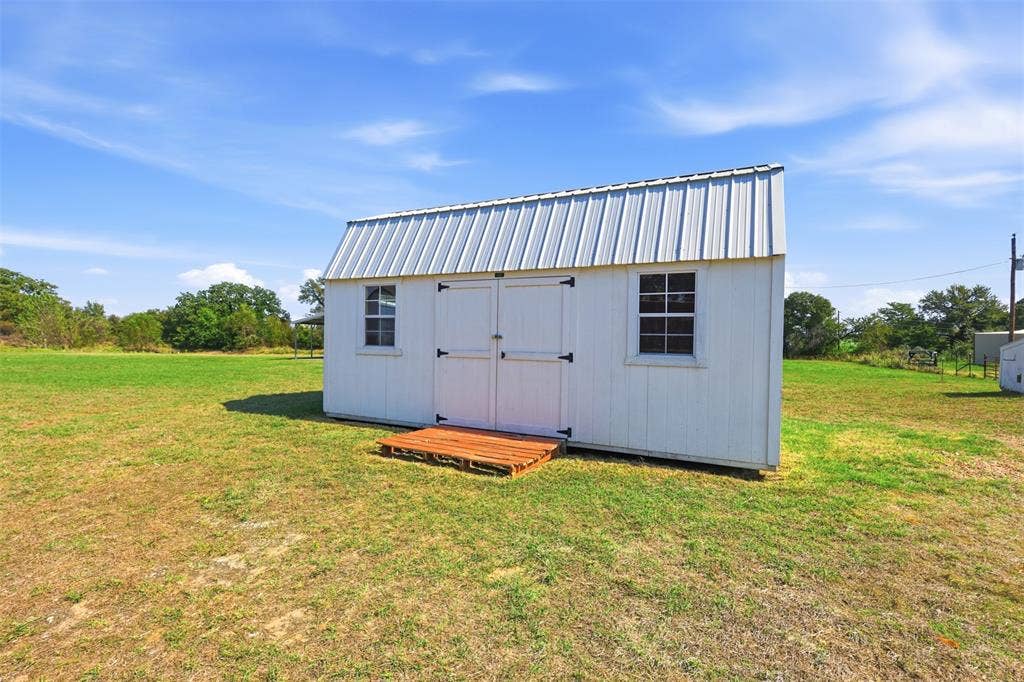 storage building 1 of 2 - 8x12