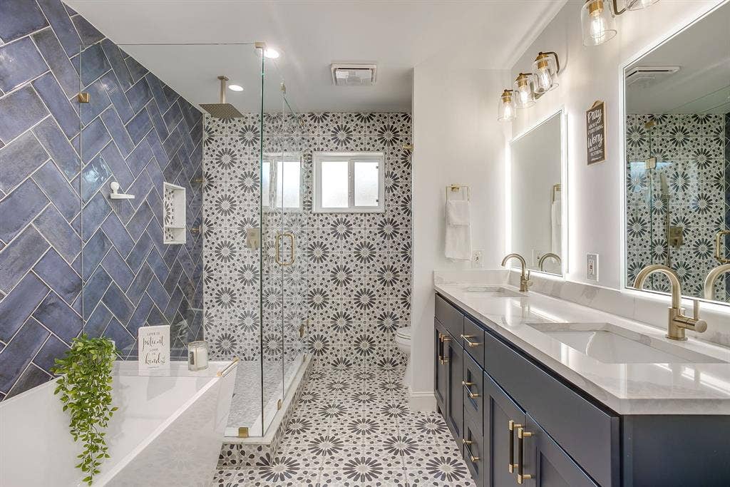 400 Glenn Drive, Hurst, TX 76053 400 Glenn Drive, Hurst, TX 76053