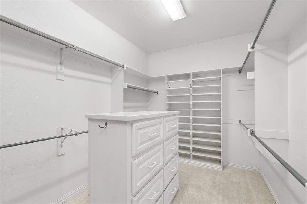 7005 Kenswick Drive, Plano, TX 75024 7005 Kenswick Drive, Plano, TX 75024