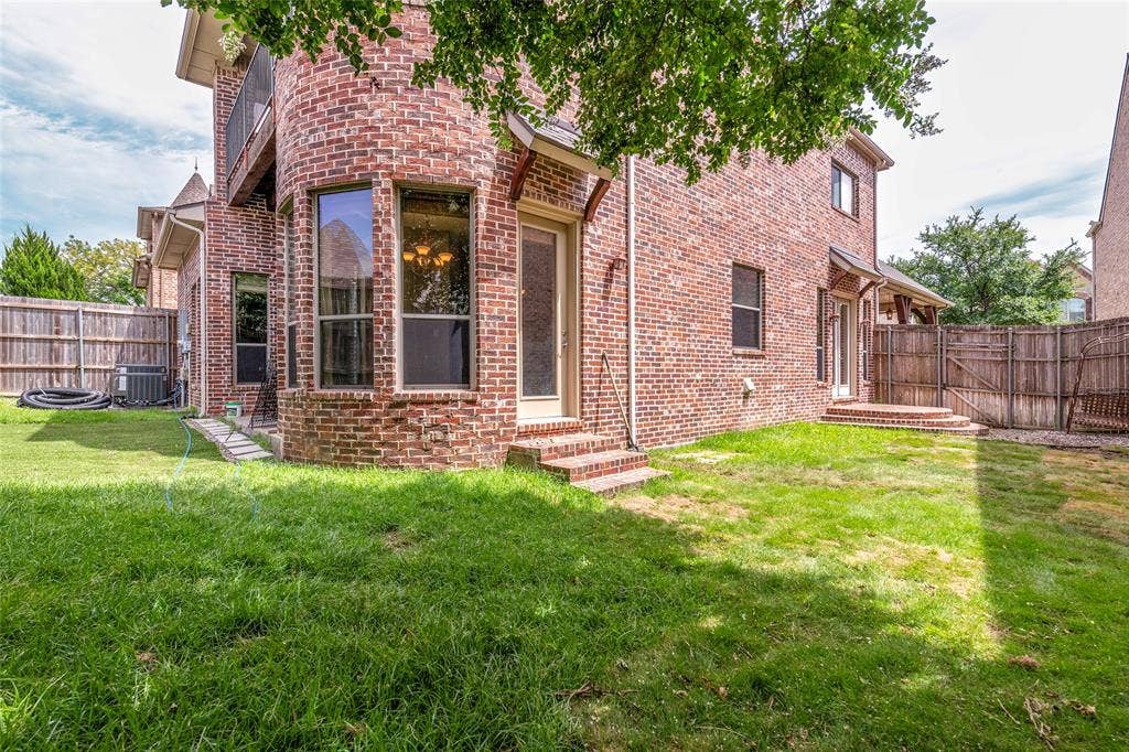 7005 Kenswick Drive, Plano, TX 75024 7005 Kenswick Drive, Plano, TX 75024